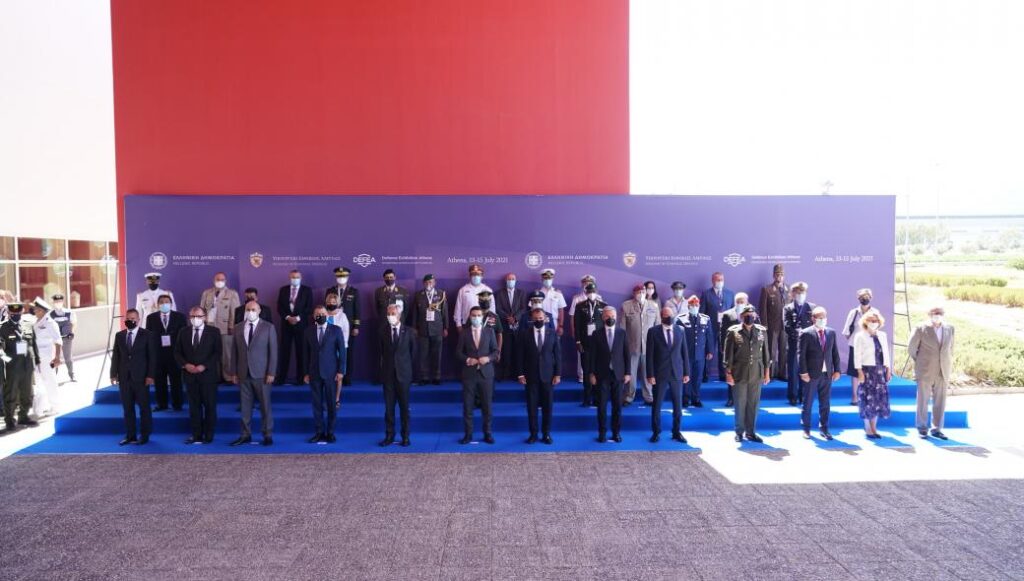 Επτά υπουργοί Άμυνας επισκέφθηκαν την DEFEA 2021